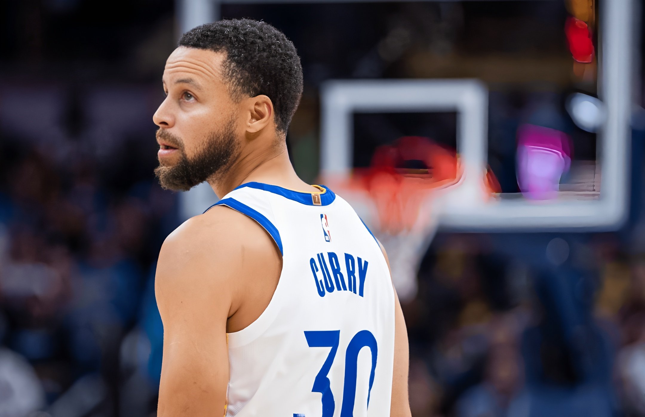 九游体育-包含巴特勒回归赛场，爆冷首场状态亮眼，加拿大队观众沸腾！的词条