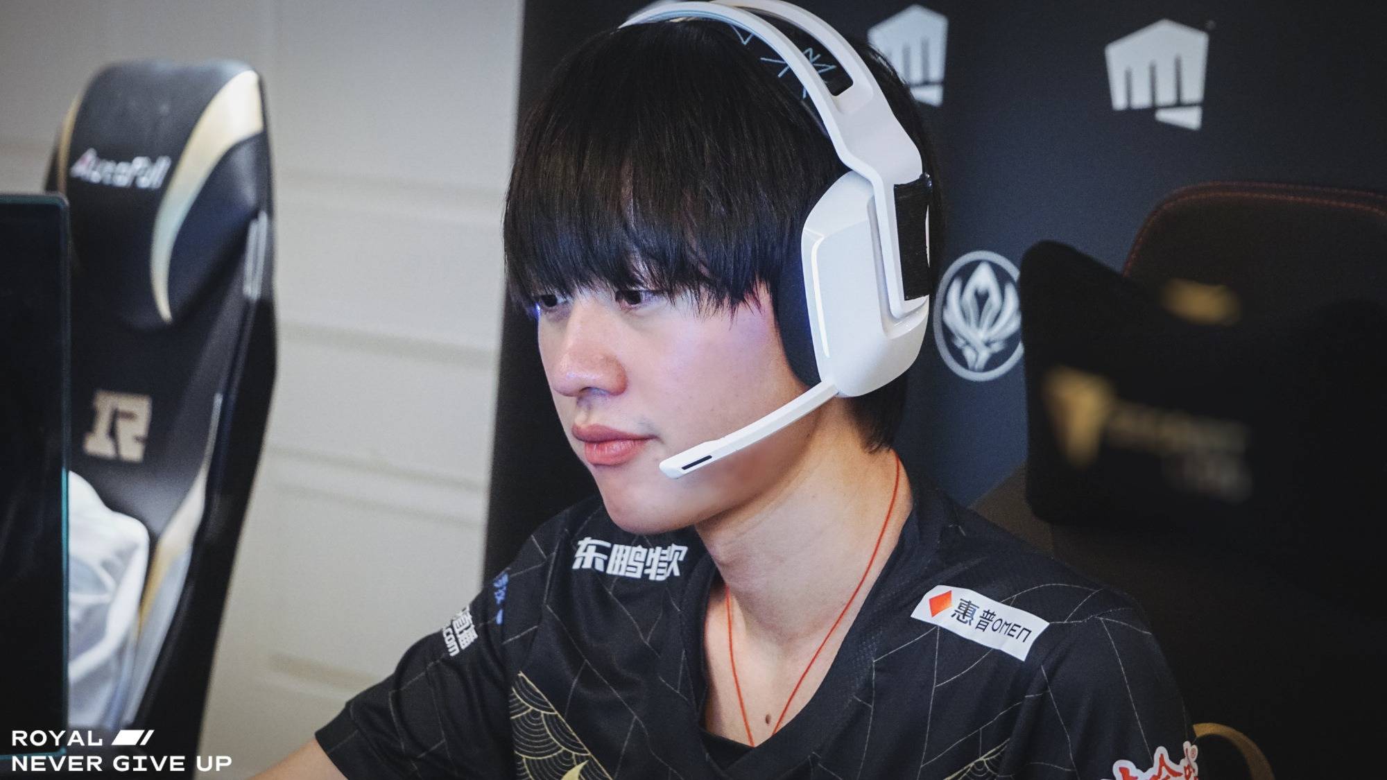 就有娱乐-关于Rookie遭遇三连败,法国队教练面临压力!的信息